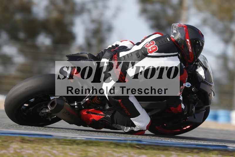 /Archiv-2024/01 26.-28.01.2024 Moto Center Thun Jerez/Gruppe rot-red/backside